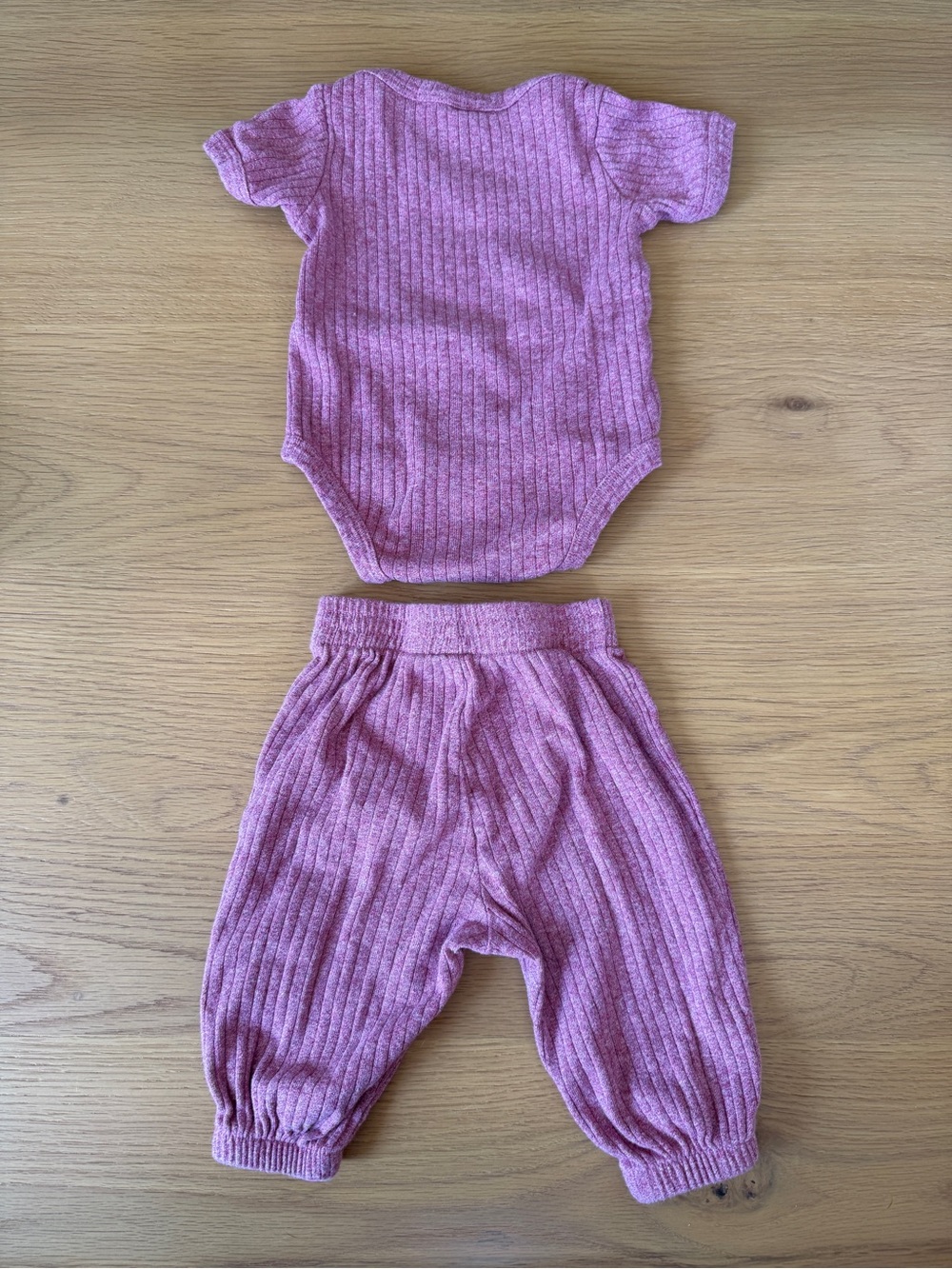 kate quinn Ribbed Two-Piece Set - Picture 2 of 4